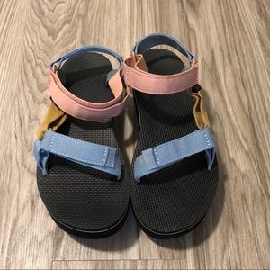 Tevas Platform Sandals